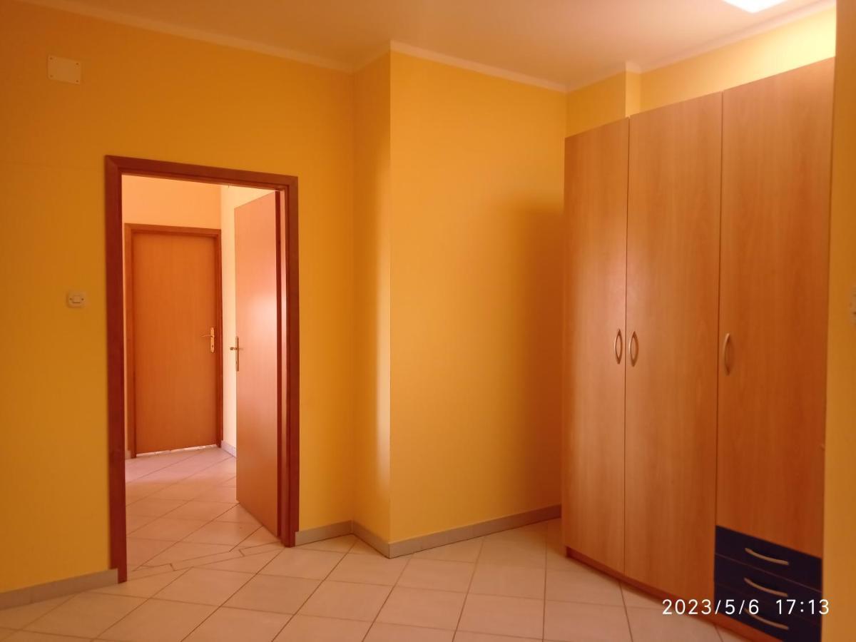 Sunny By The Sea Apartment Pula